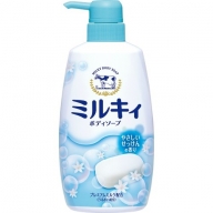 Sữa tắm Milky hương hoa cỏ (550ml)