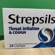 Strepsils Throat irritation & Cough hộp 2 vỉ*12 viên