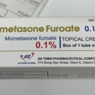 A.T Mometasone furoate 0.1 % ( mometasone furoate ) tuýp*10g